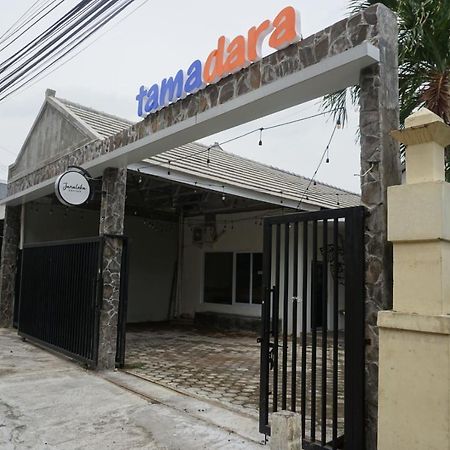 Tamadara Guesthouse Jogja Maguwo Екстериор снимка
