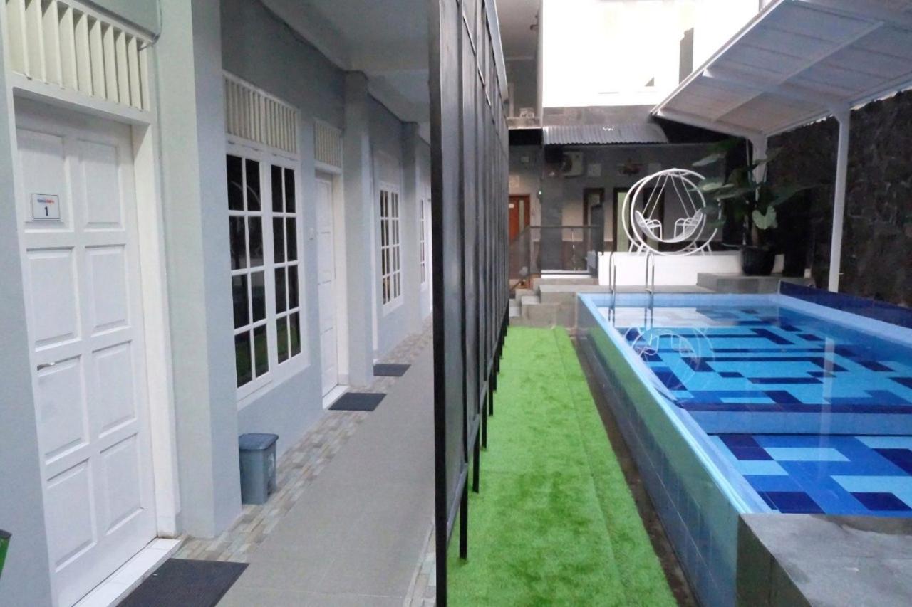 Tamadara Guesthouse Jogja Maguwo Екстериор снимка